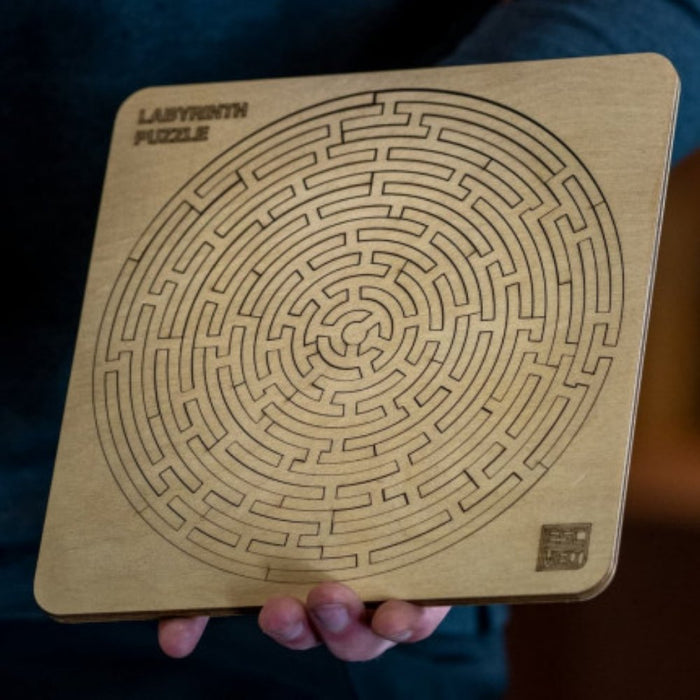 The Labyrinth - Unique Jigsaw Puzzle - The Panic Room Escape Ltd